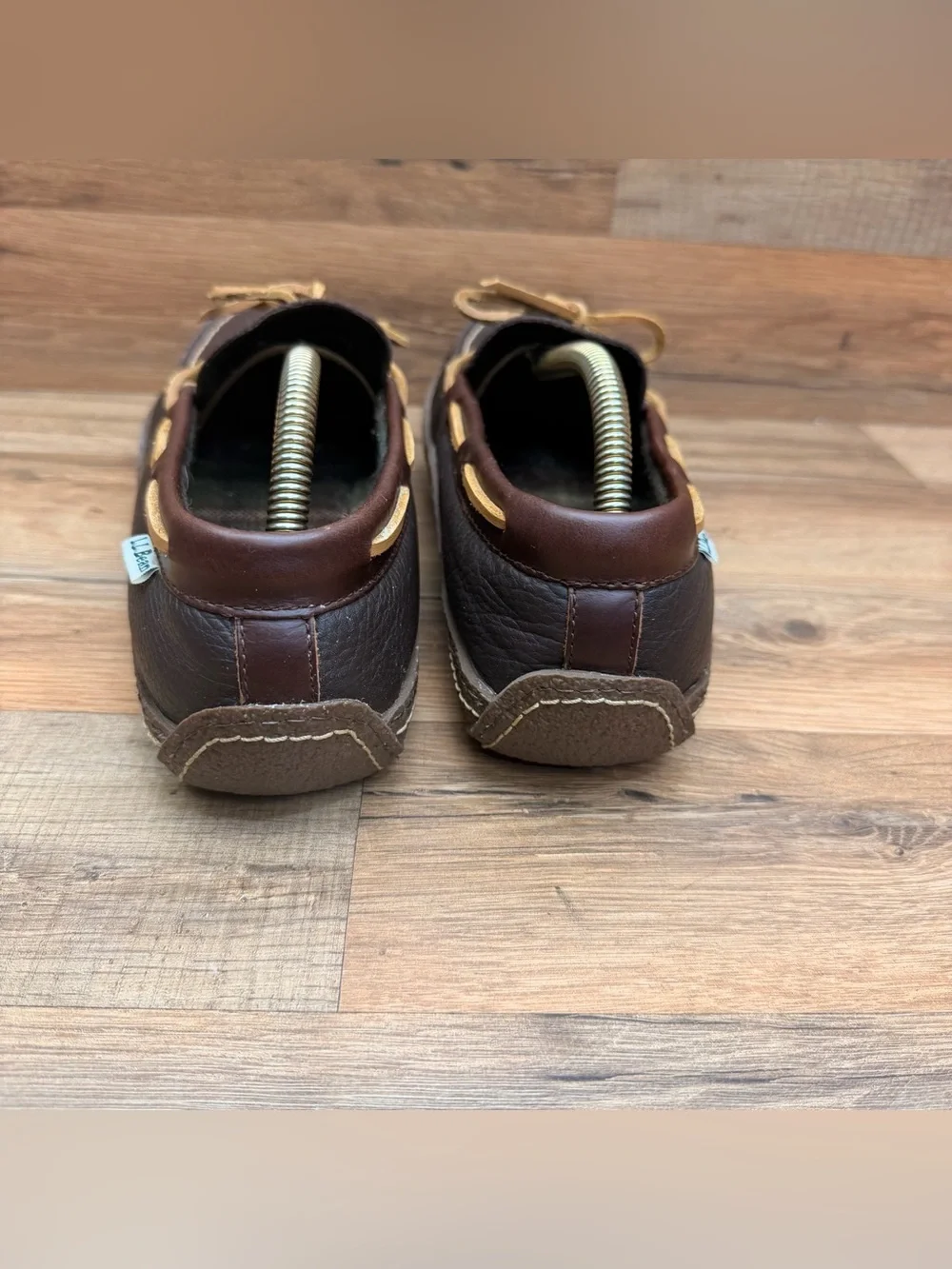 L.L. Bean Men’s size 10 Dark Brown Leather Boat Shoes with Laces